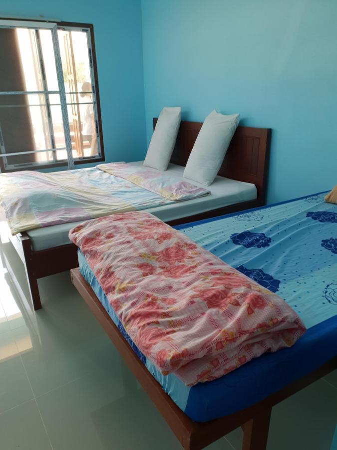 Pong -Tip Homestay Chiang Khan Extérieur photo